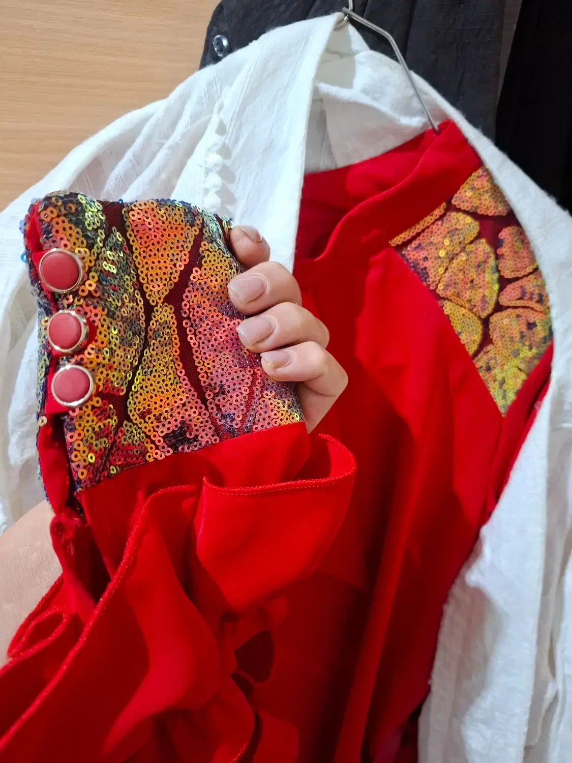 انواع مانتو ۱۰۰ تومان تمیز و بدون پارگی|لباس|اندیمشک, |دیوار