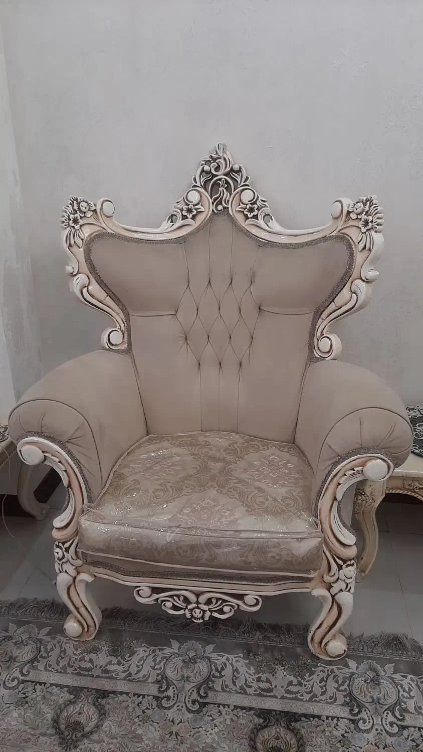 مبل تاج عروس|مبلمان خانگی و میز عسلی|قرچک, شهرک طلائیه|دیوار