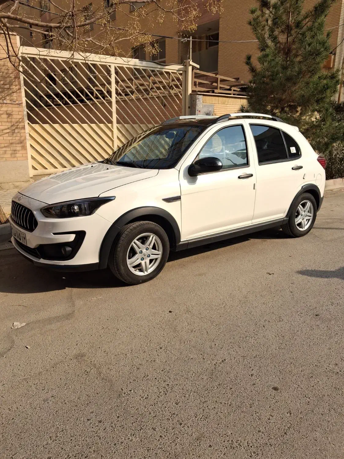 اطلس ۴۰۳g|خودرو سواری و وانت|اصفهان, باغ فدک|دیوار