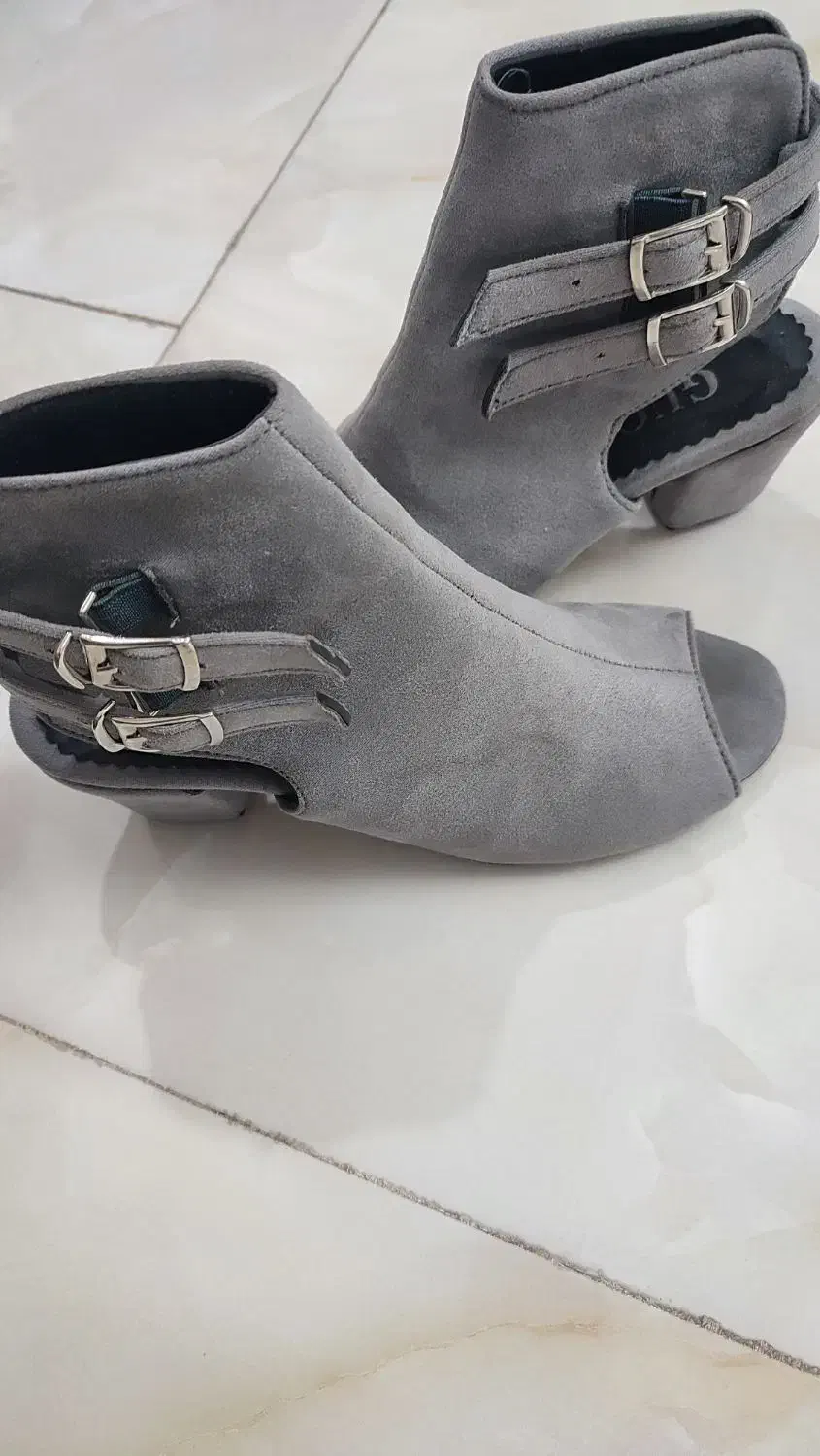 کفش مجلسی|کیف، کفش، کمربند|کرج, شهرک رضوانیه|دیوار