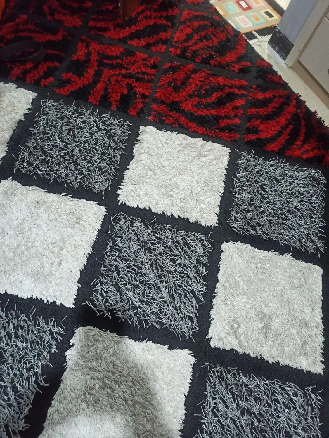 فروش فرش فانتزی و تخت درحد نو|فرش|بندرعباس, |دیوار