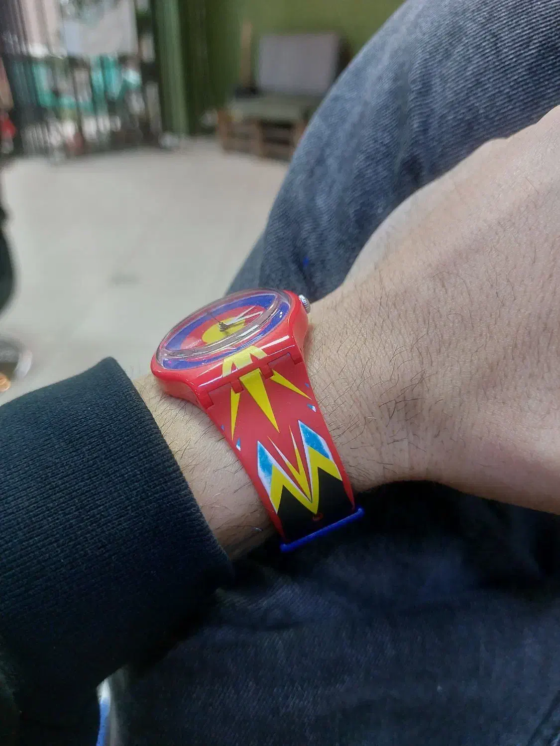 ساعت سواچ|ساعت|اندیشه, اندیشه فاز ۱|دیوار