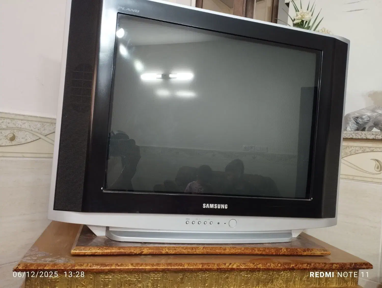 تلوزیون سامسونگ 29 اینچ کاملا سالم|تلویزیون و پروژکتور|ابهر, |دیوار