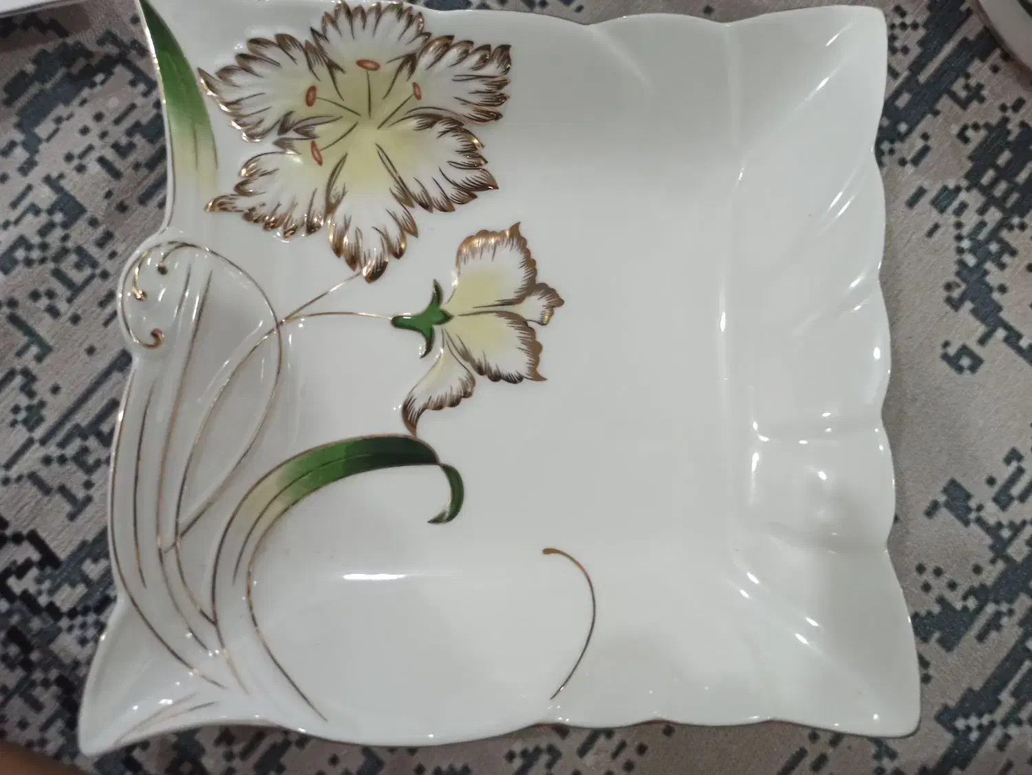 سرویس چینی|ظروف سرو و پذیرایی|خمینی‌شهر, |دیوار