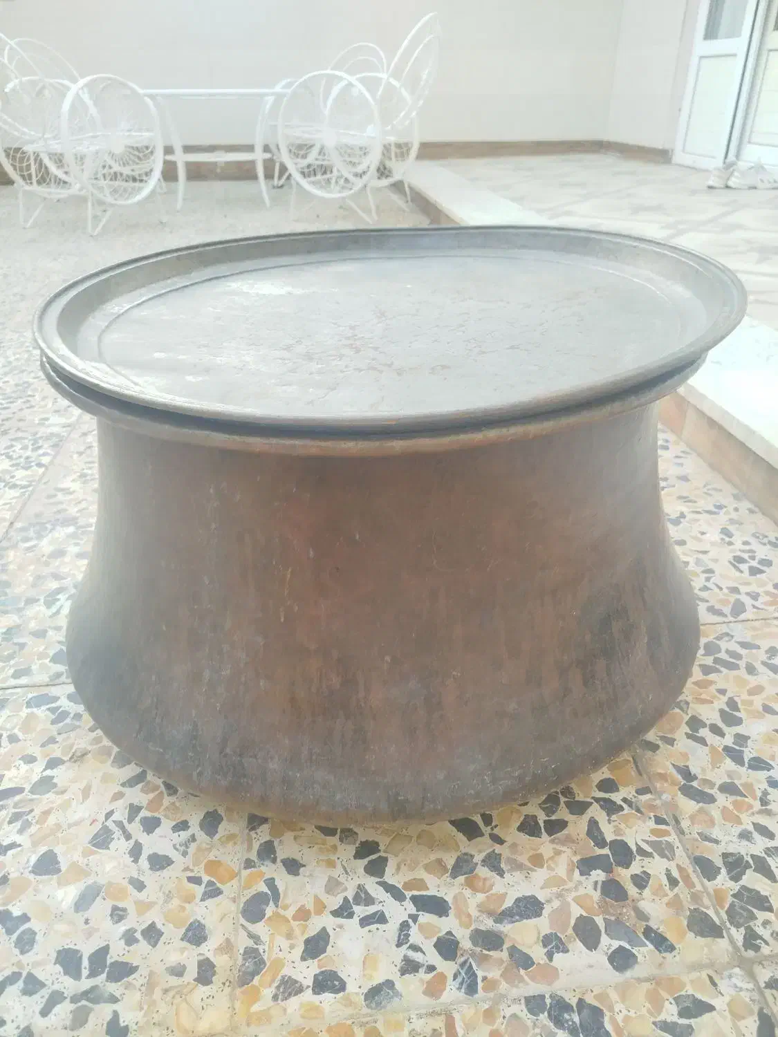 دیگ مسی قدیمی با درب ۱۹ کیلو|کلکسیون اشیاء عتیقه|خمینی‌شهر, |دیوار