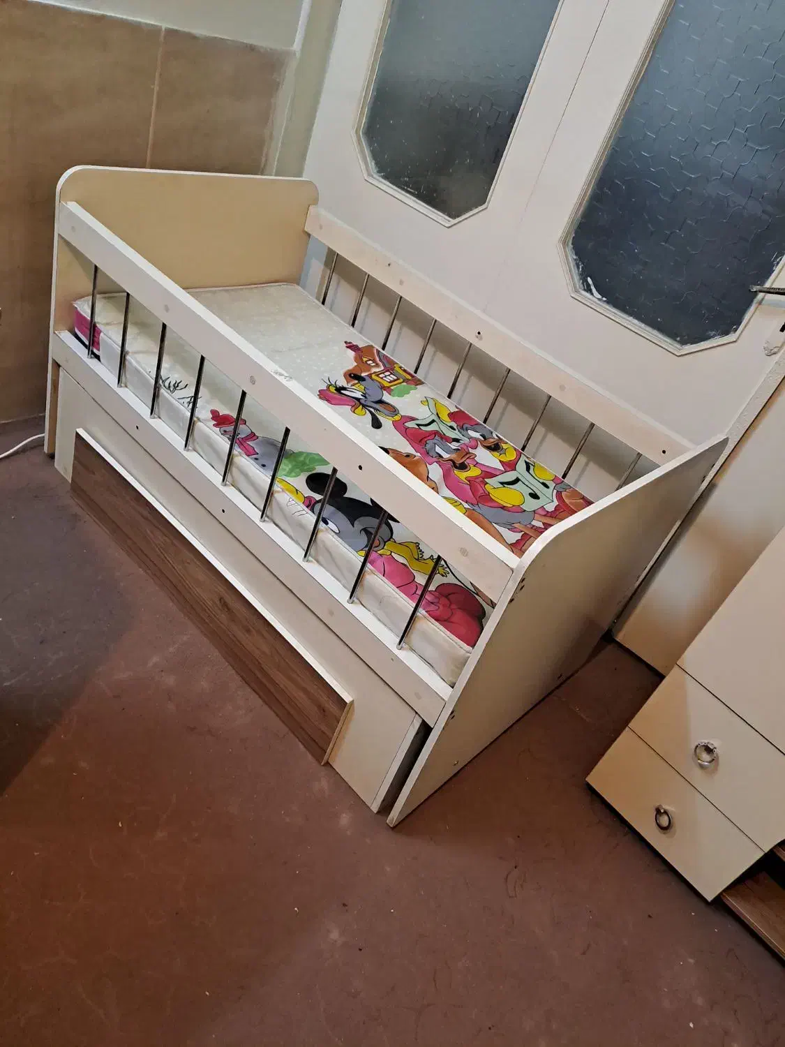 کمد بچه با تخت|تخت و سرویس خواب|مشهد, انقلاب|دیوار