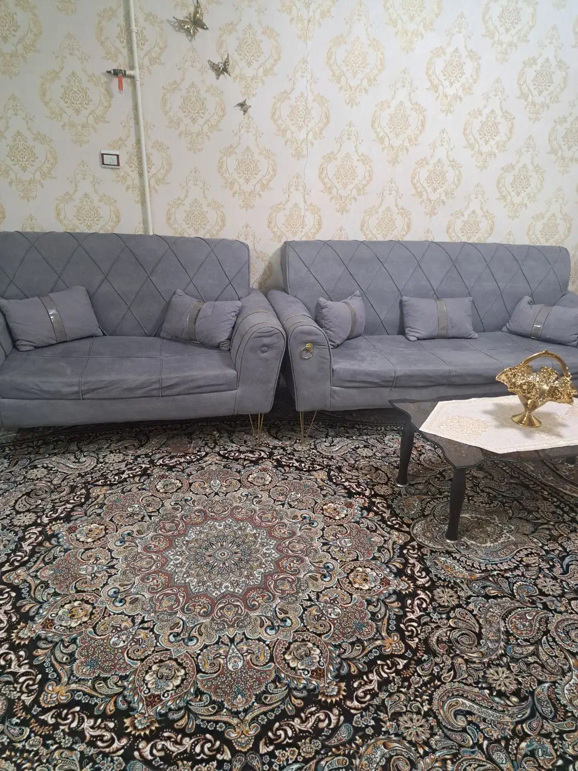 مبل راحتی هفت نفره|مبلمان خانگی و میز عسلی|شهریار, رضی آباد بالا|دیوار