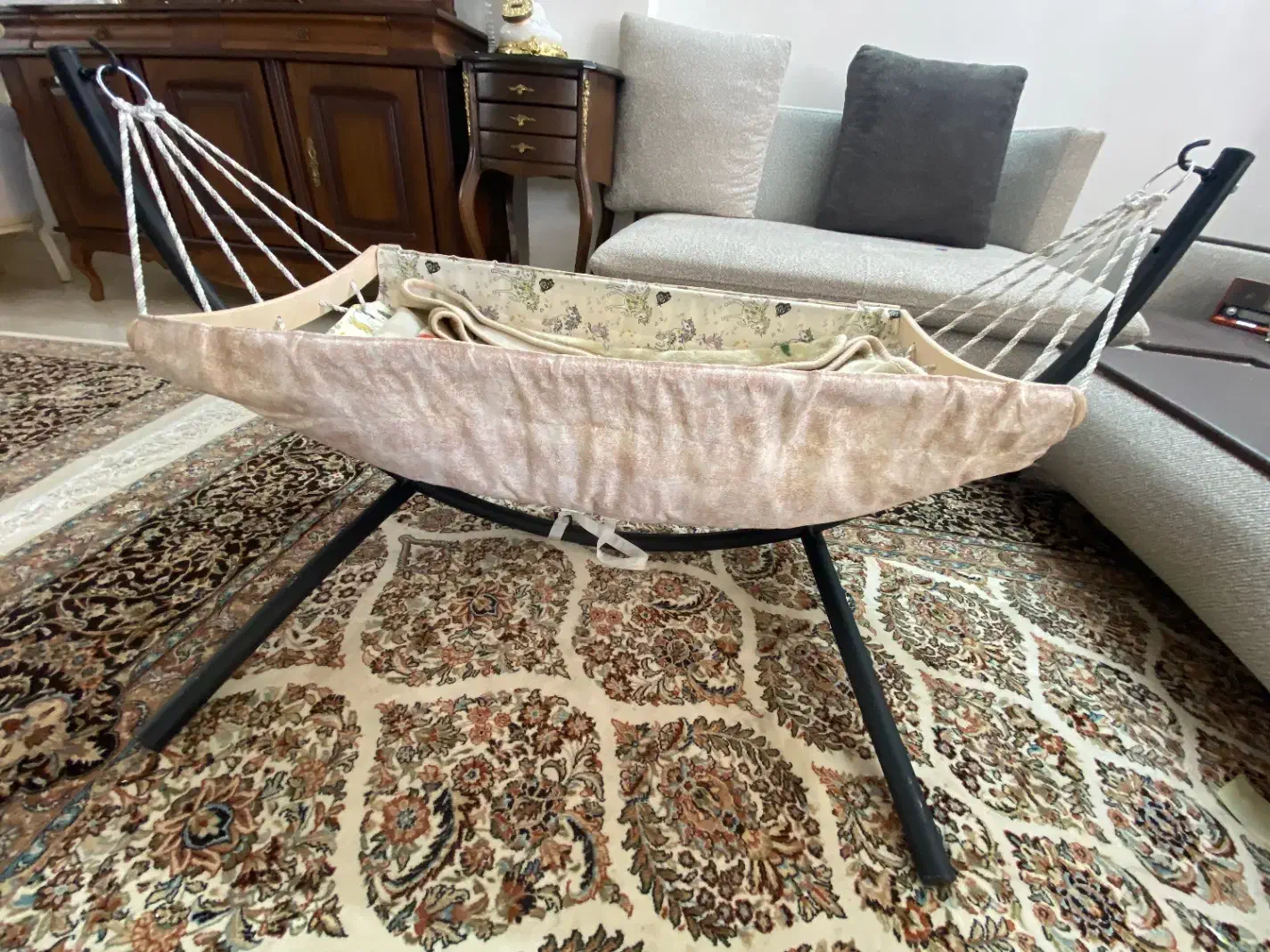 گهواره بانوچ نو|تخت و سرویس خواب|قوچان, |دیوار