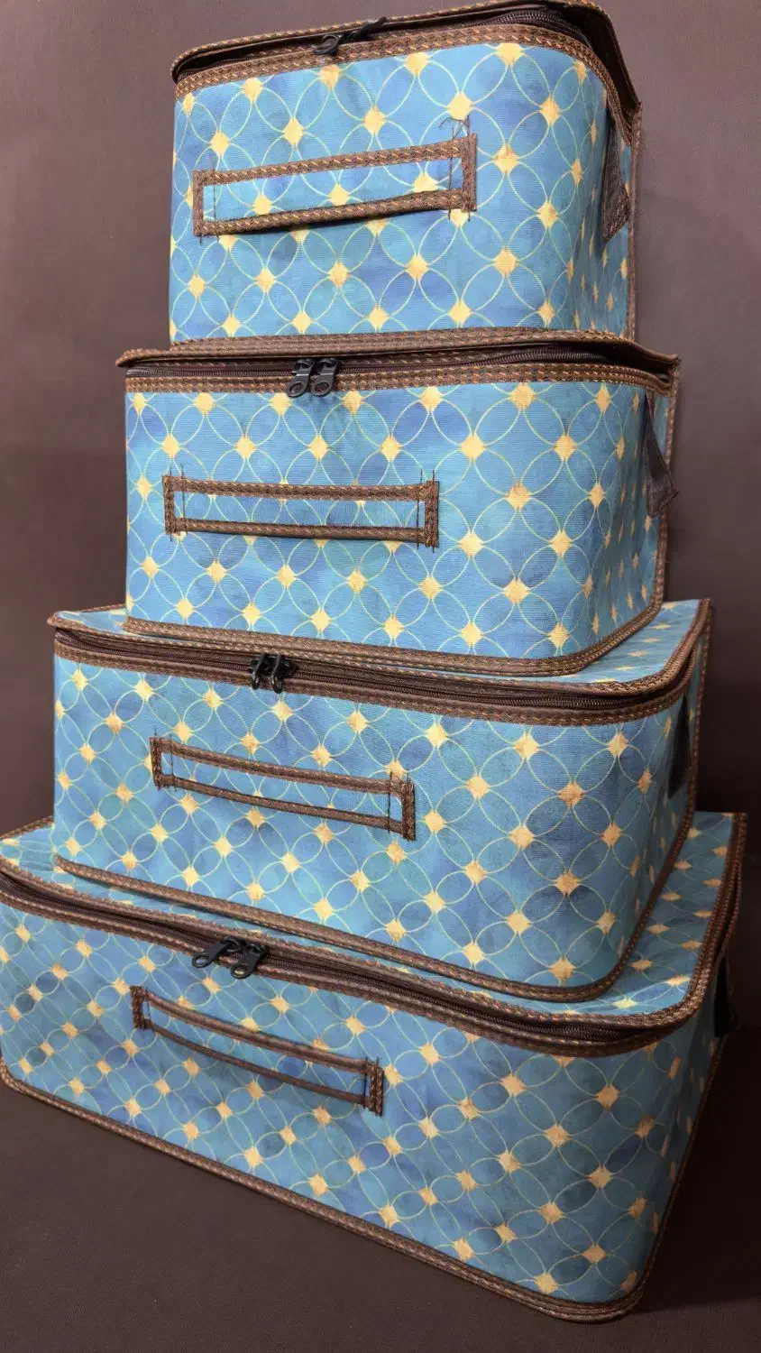 تولیدانواع بقچه لباس|کیف، کفش، کمربند|قرچک, زیبا شهر|دیوار