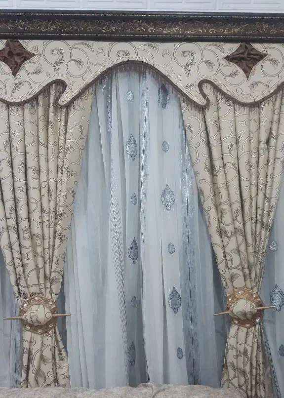 پرده|پرده، رانر، رومیزی|کشکوئیه, |دیوار