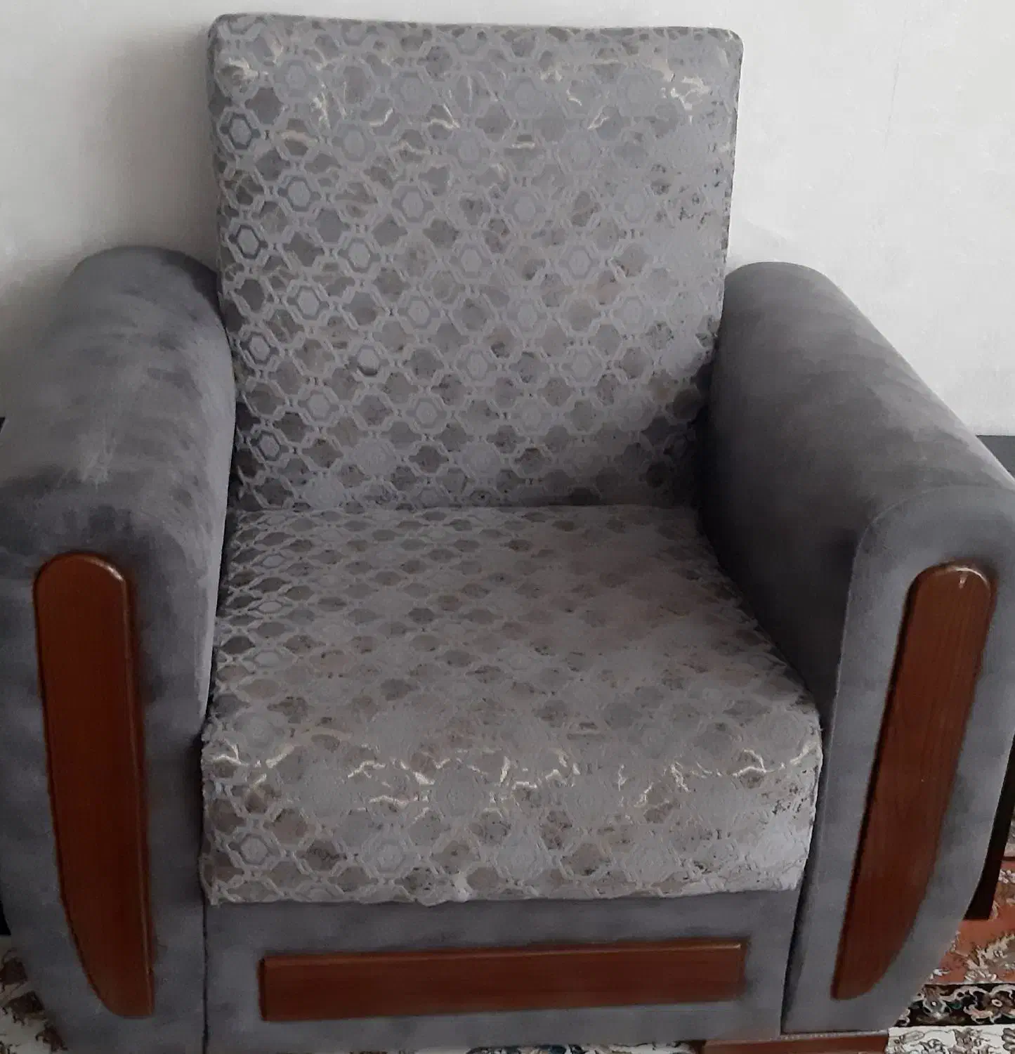 مبل راحتی ۸ نفره تخت خواب شو|مبلمان خانگی و میز عسلی|فارسان, |دیوار