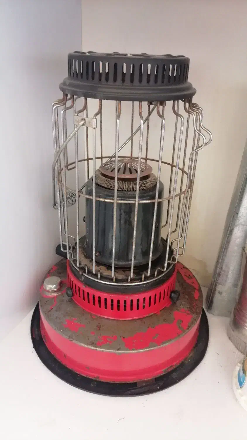 چراغ والو نفتی قدیمی سالم|بخاری، هیتر، شومینه|مشهد, حسین‌آباد|دیوار