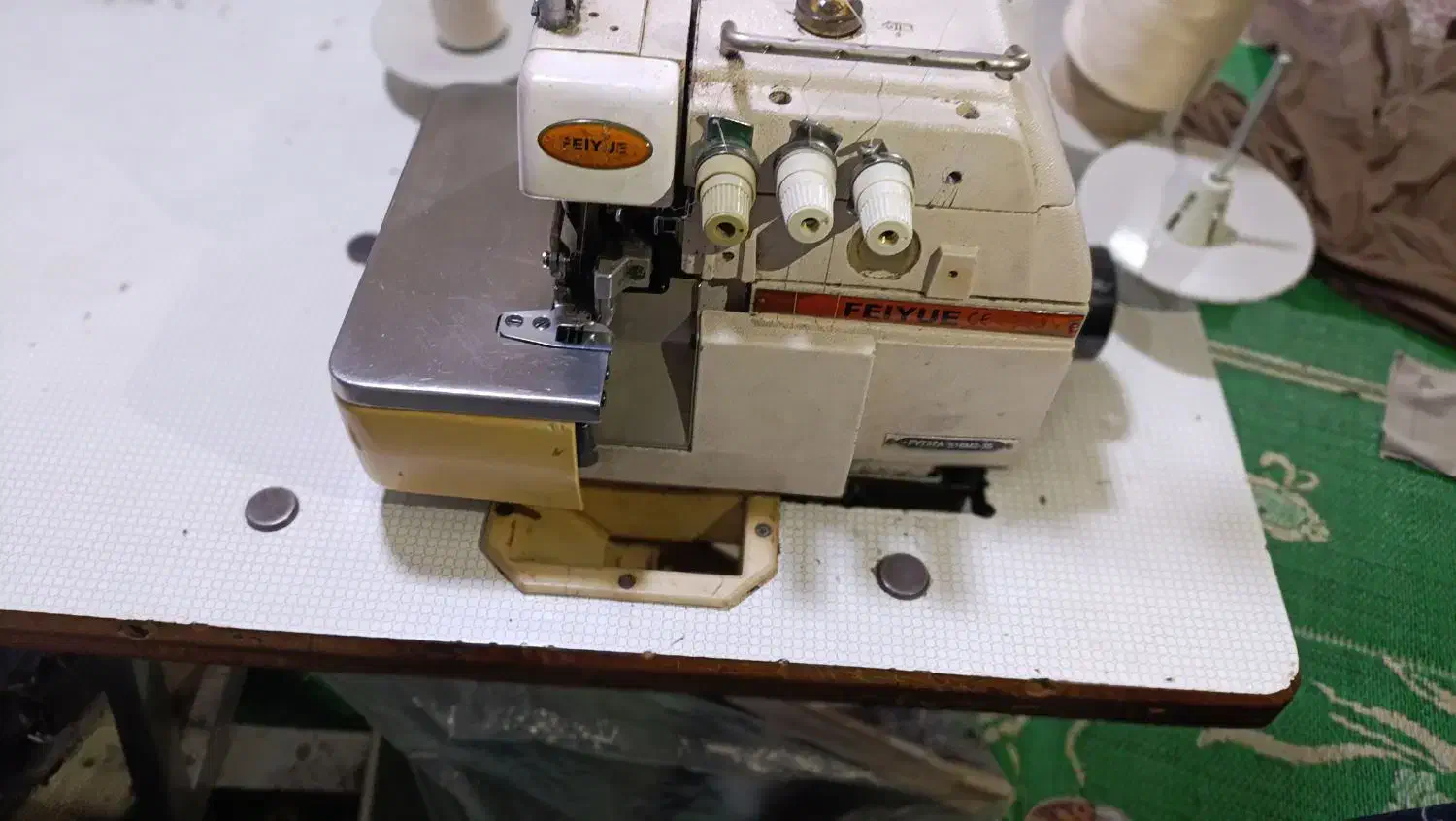 چرخ سر دوز و چرخ راسته دینام دار|چرخ خیاطی و ریسندگی|تنکمان, |دیوار