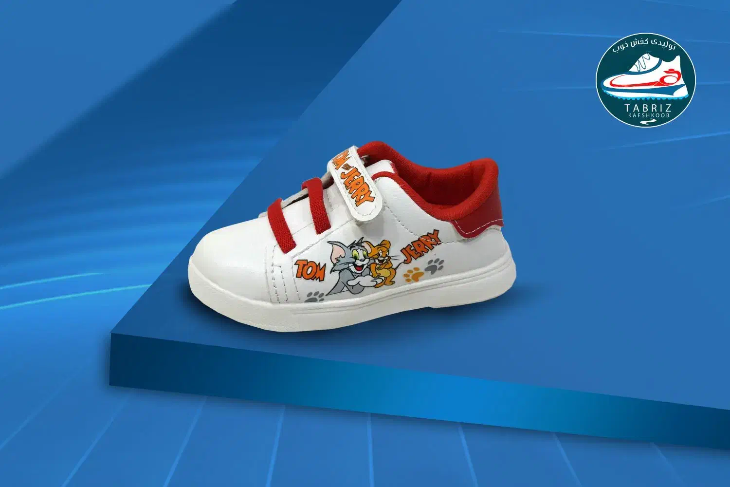 کفش (خوب ) بچه گانه سایز ۲۶ الی ۳۶|کفش و لباس بچه|تبریز, |دیوار