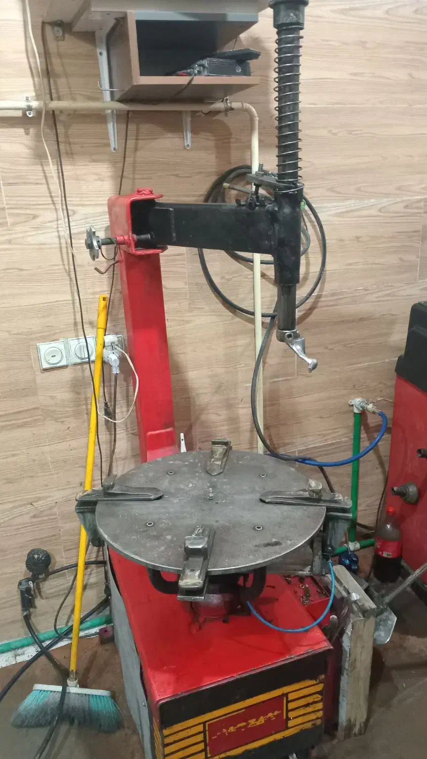 لاسک دار|ماشین‌آلات صنعتی|رشت, بیجارپس|دیوار