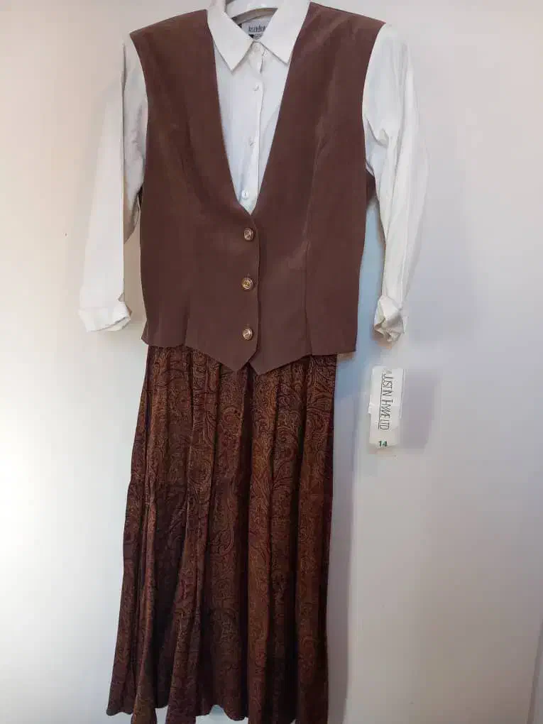 لباس برند Justin Thymeltd کامل نو|لباس|فردیس, شهرک ناز|دیوار