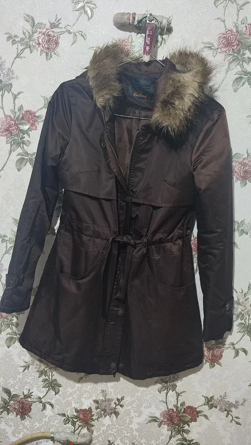 پالتو نو و در حد نو|لباس|شیراز, غدیر جنوبی|دیوار