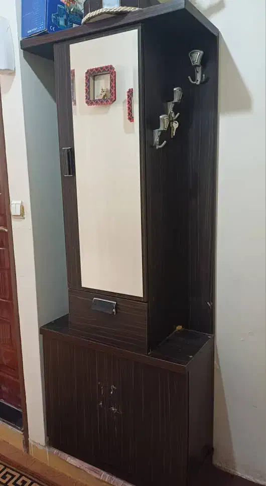 جاکفشی وگنجه|جاکفشی، کمد، دراور|زاهدان, |دیوار