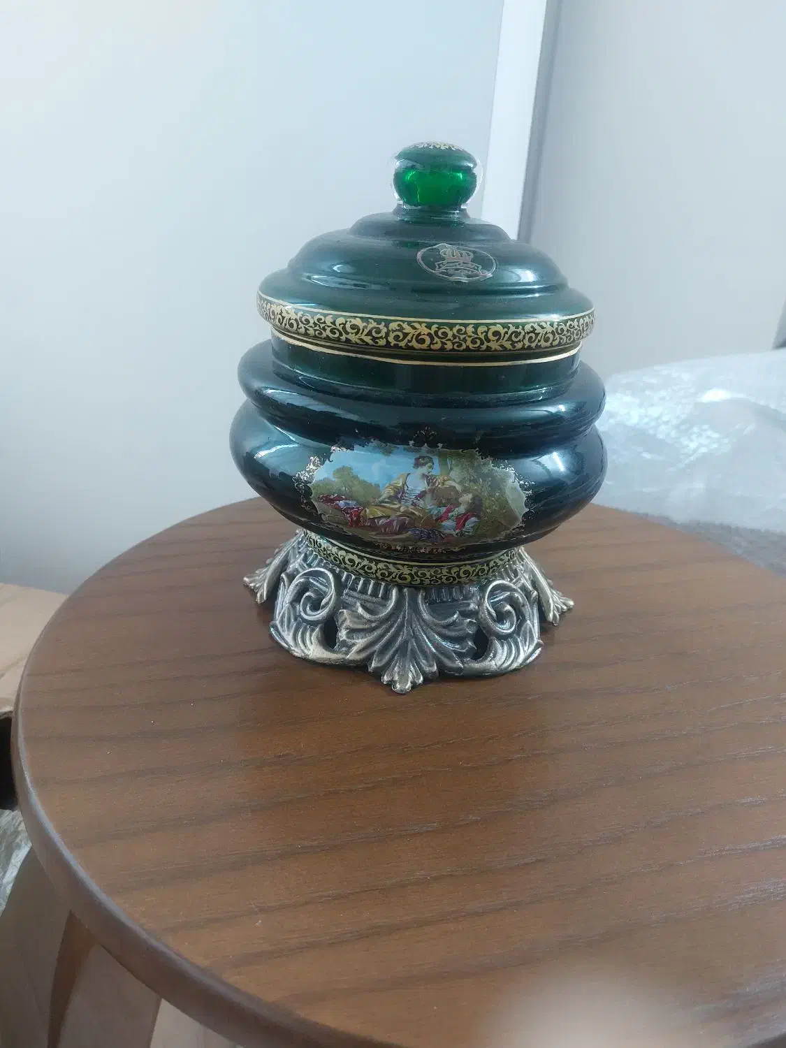 دکوری شیک|ظروف سرو و پذیرایی|اصفهان, طامه|دیوار