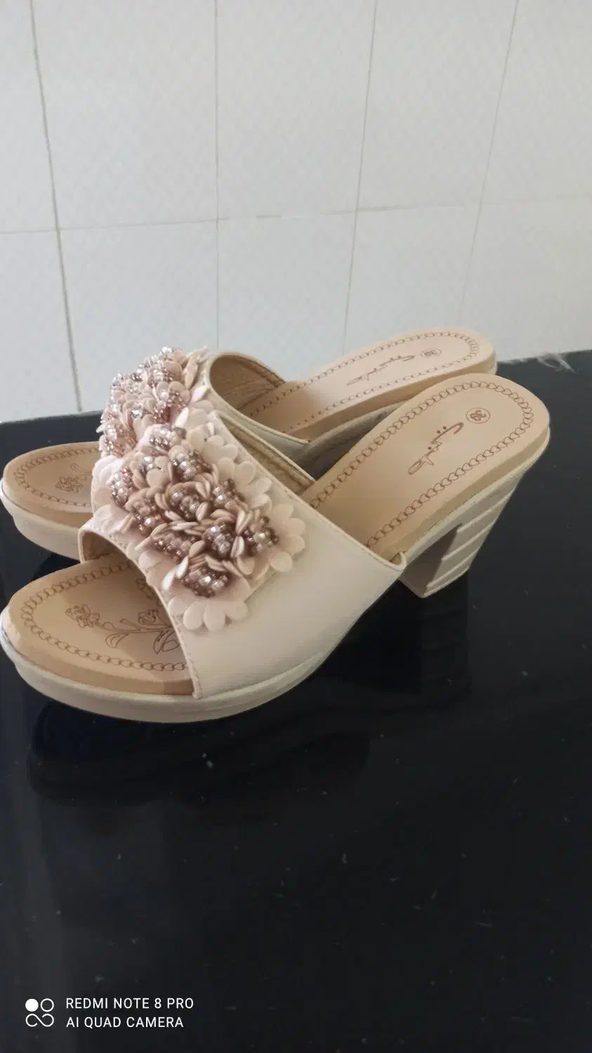 دمپایی زنانه|کیف، کفش، کمربند|جوانرود, |دیوار