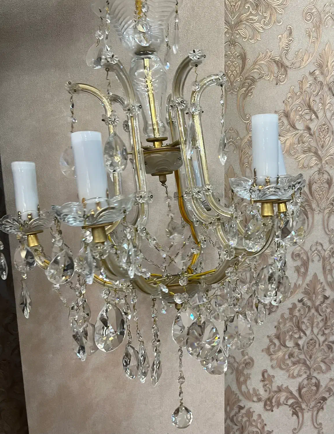 سه عدد لوستر سالم 6 شعله 6 شاخه کریستالی|لوستر و چراغ آویز|اردبیل, |دیوار