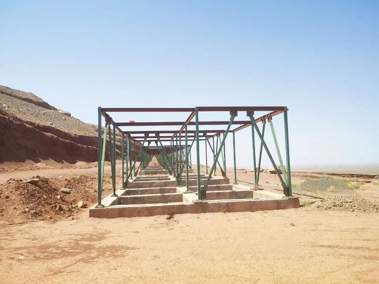 اسکلت پیچ و مهره ای 60متری بلند سقف بنیادی|مصالح و تجهیزات ساختمان|سبزوار, شهرک اندیشه|دیوار