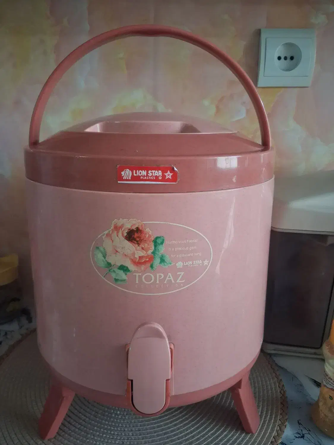 کلمن|ظروف نگهدارنده، پلاستیکی، یک‌بارمصرف|مشهد, مشکینی (شهرک غرب)|دیوار