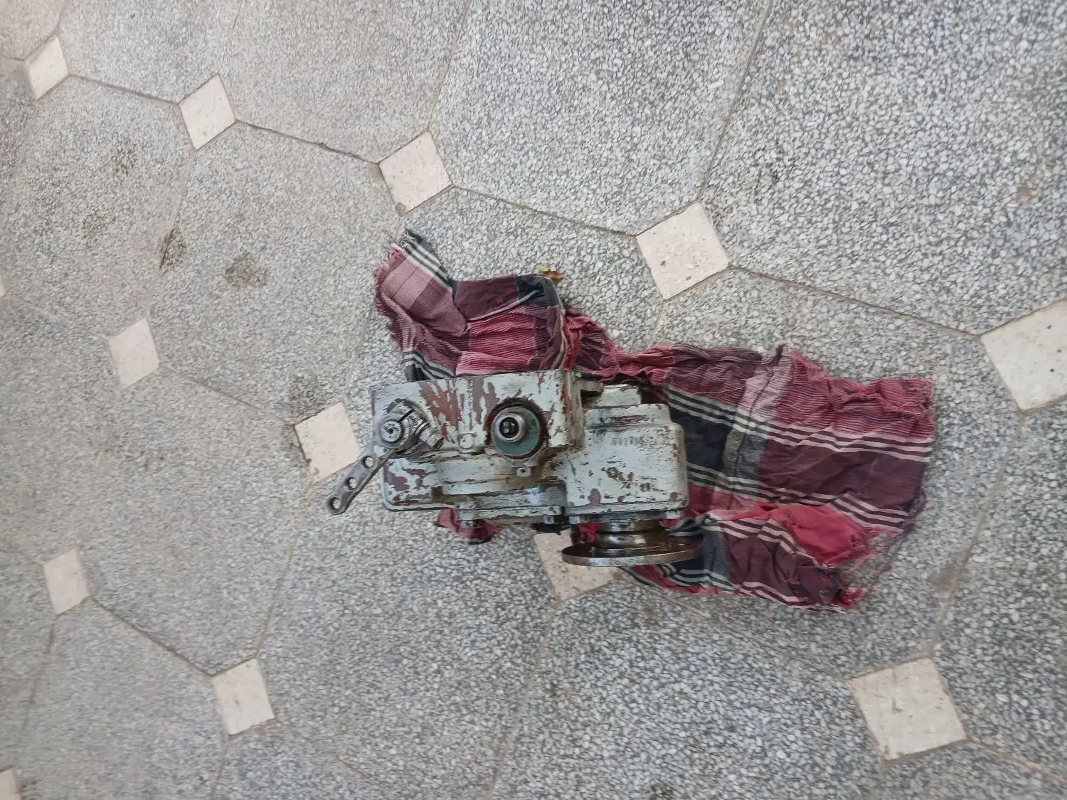 بغل گیربکس|قطعات یدکی و لوازم جانبی|رفسنجان, |دیوار