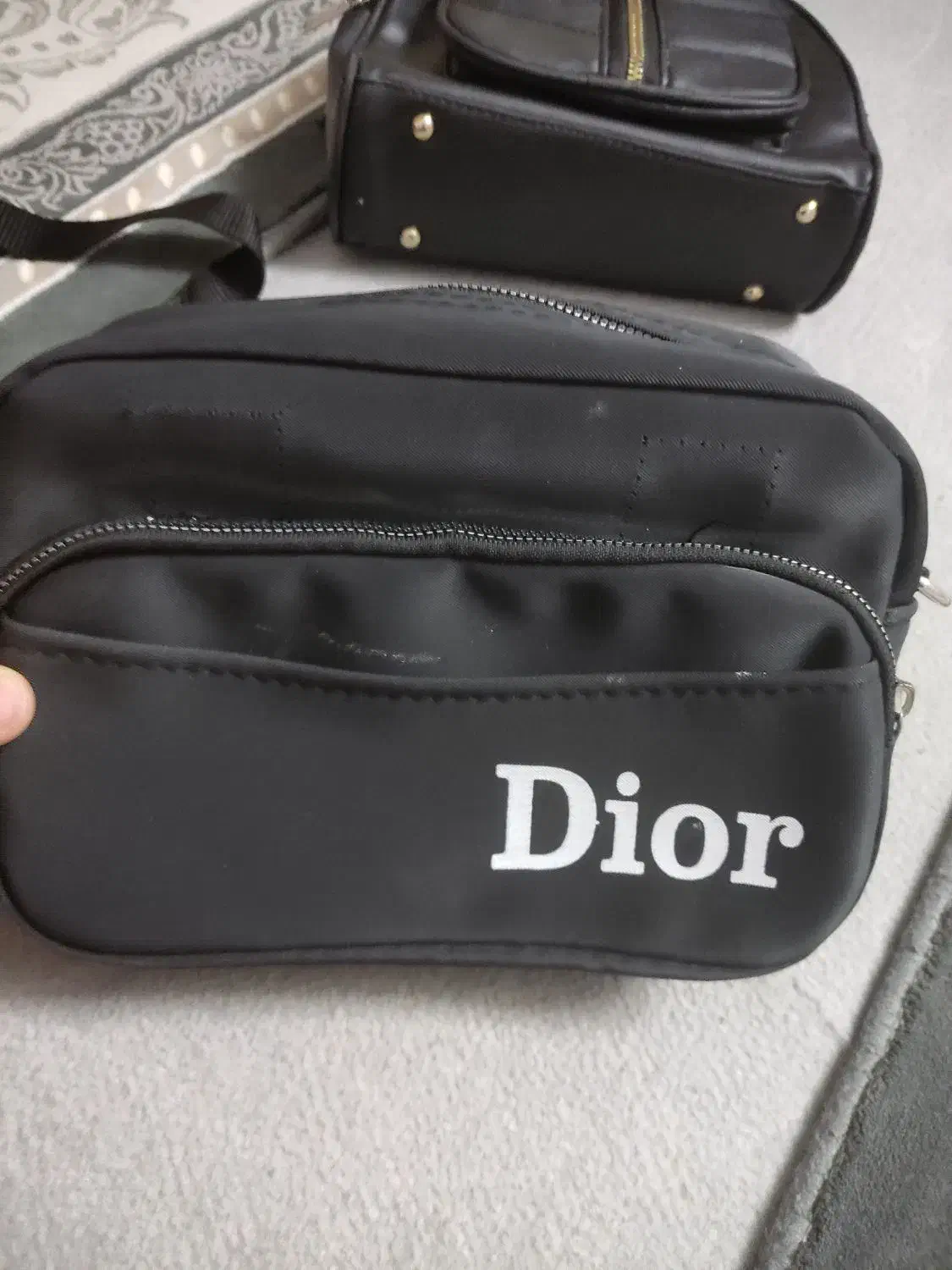 کیف|کیف، کفش، کمربند|قم, باغ شریفی|دیوار