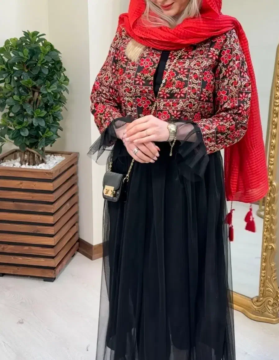 کت و دامن تافته|لباس|سرپل ذهاب, |دیوار
