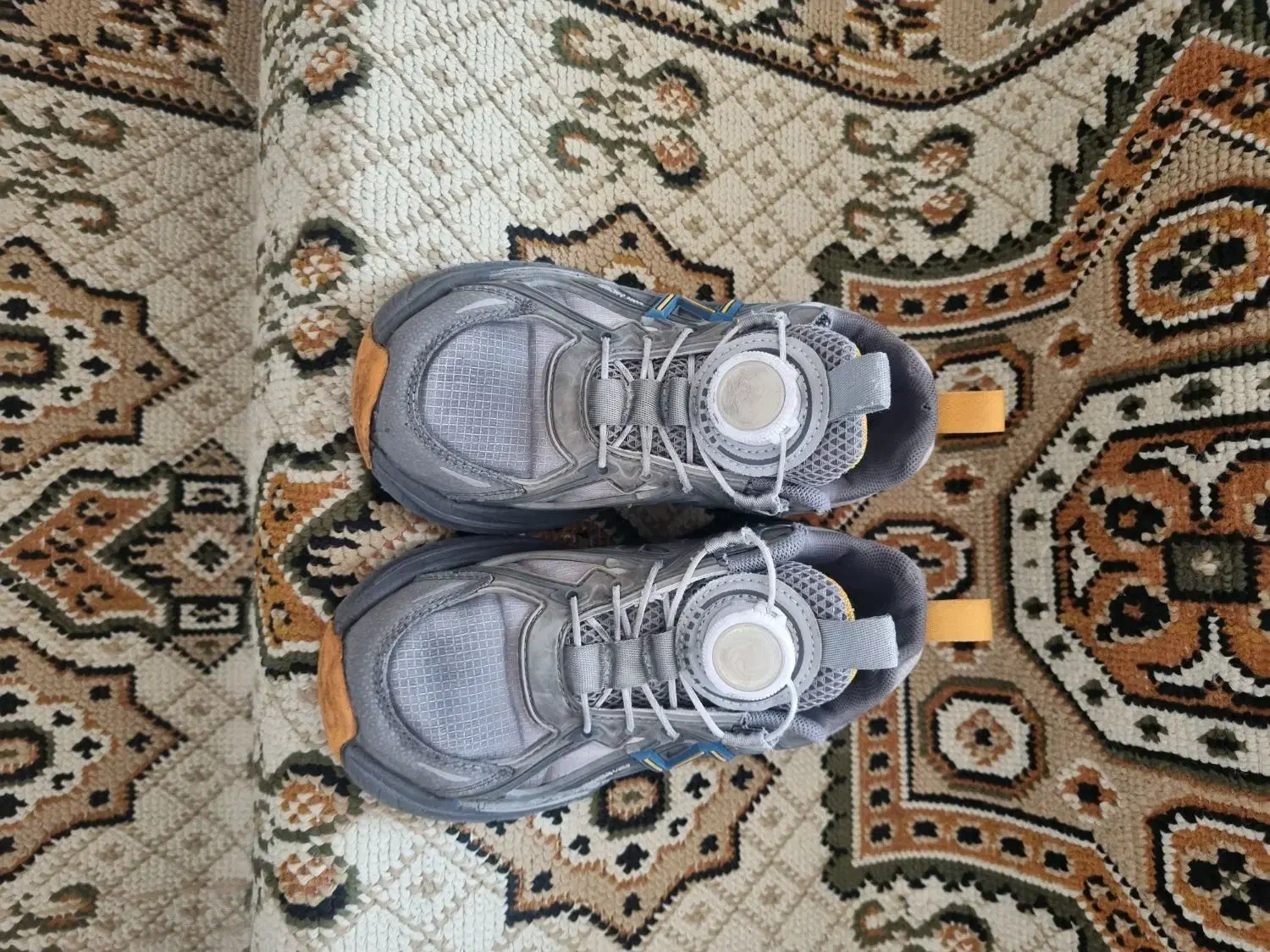 کفش مارک بچگانه ۳ ملیونی ب قیمت ۵۰۰|کیف، کفش، کمربند|تبریز, |دیوار