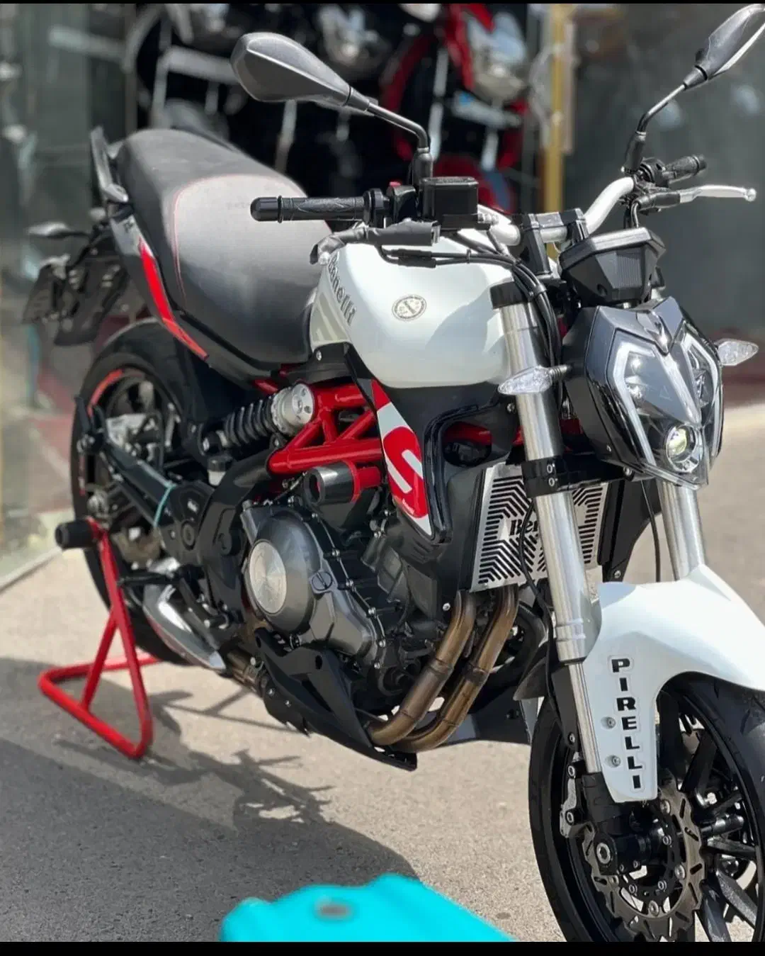 بنلی ۳۰۰|موتورسیکلت|زنجان, |دیوار