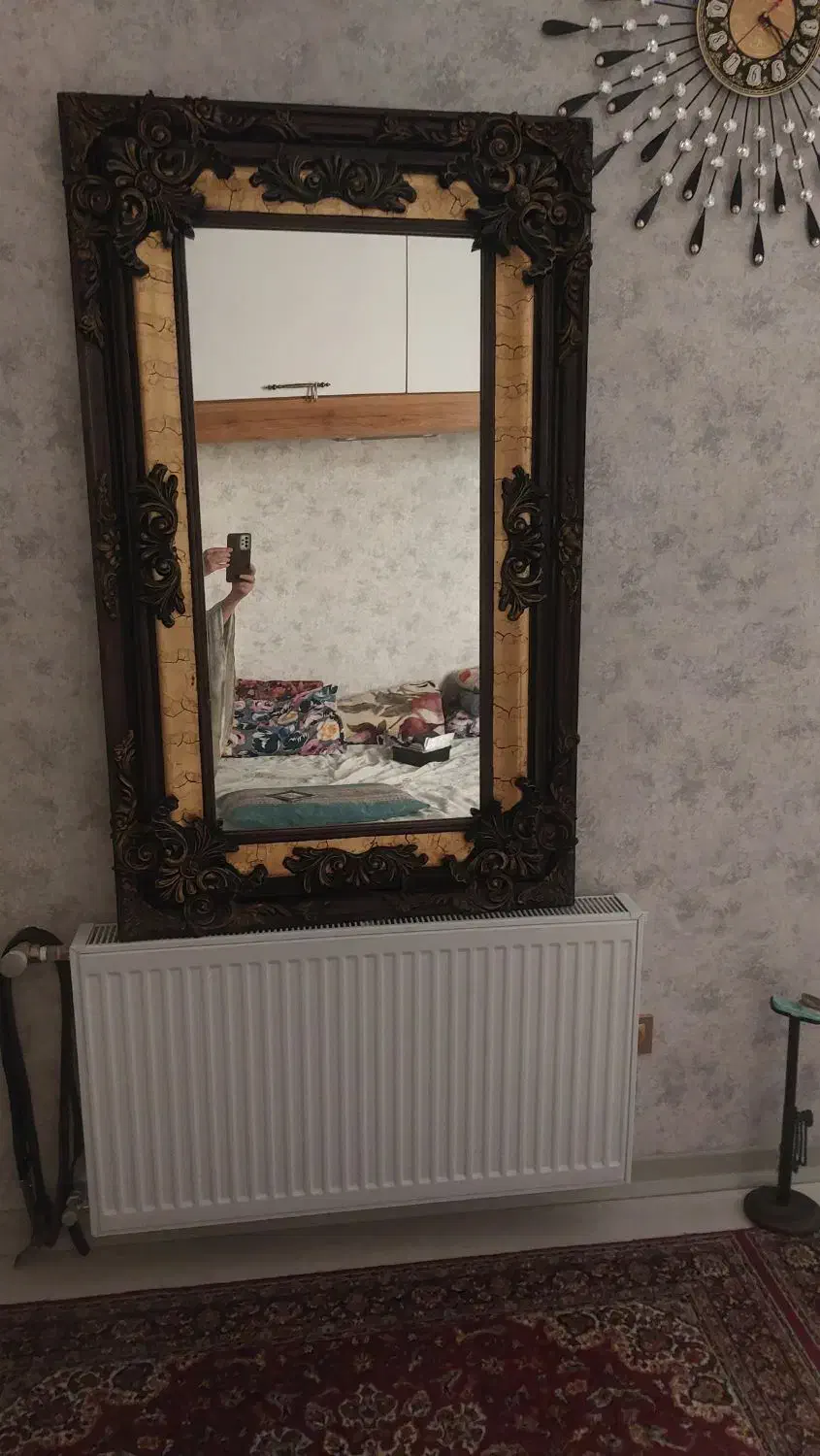 آینه سلطنتی|آینه|قزوین, |دیوار