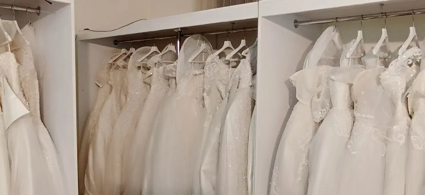 قابل توجه مزونداران لباس عروس|لباس|تهران, درختی|دیوار