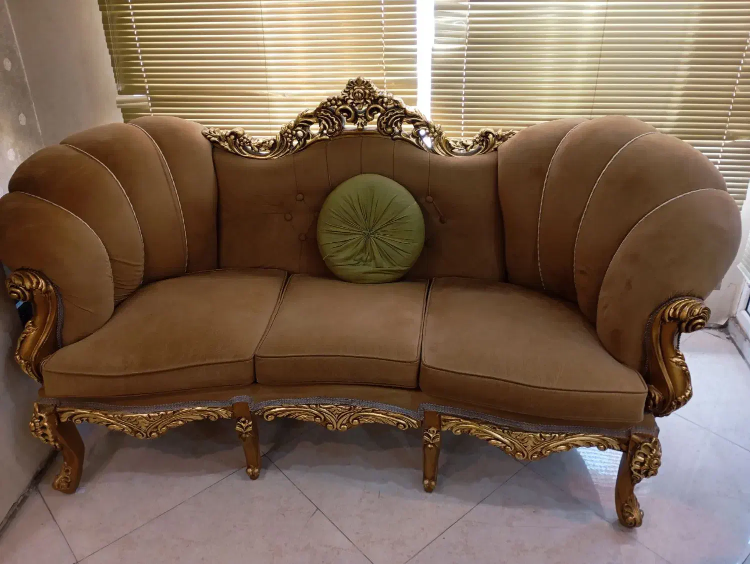 مبل سلطنتی ۵ نفره|مبلمان خانگی و میز عسلی|آبیک, |دیوار