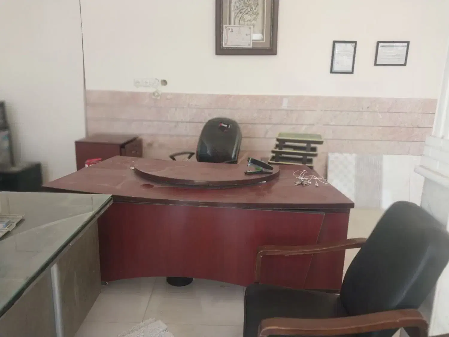 میز اداری|مبلمان اداری|فردوس (خراسان), |دیوار
