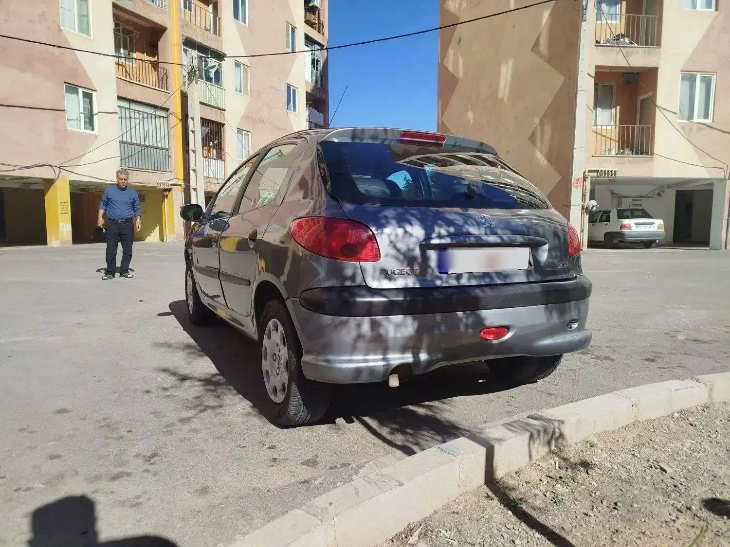 206|خودرو سواری و وانت|تاکستان, |دیوار