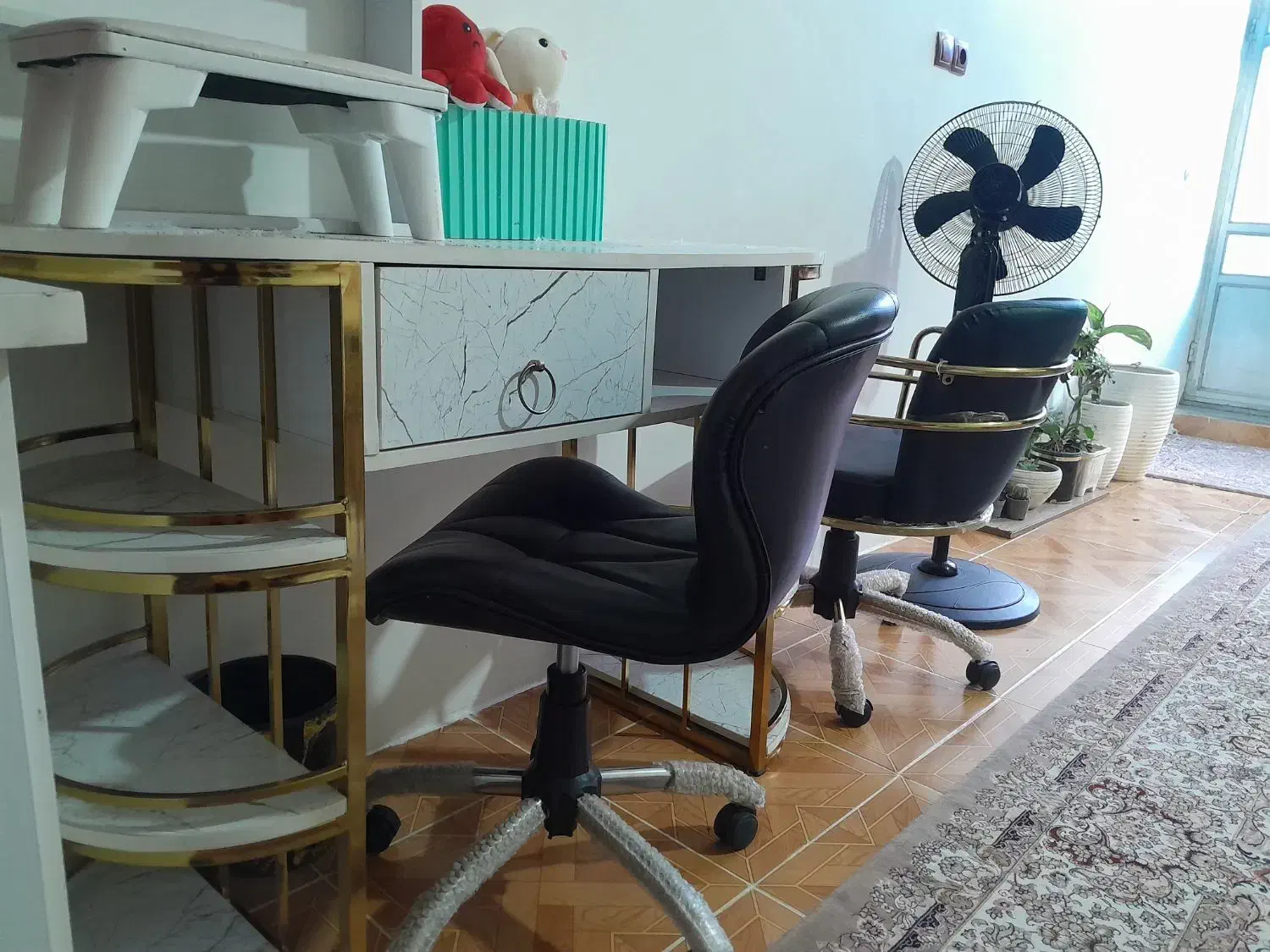 فروش فوری میز و صندلی|مبلمان خانگی و میز عسلی|اردبیل, |دیوار