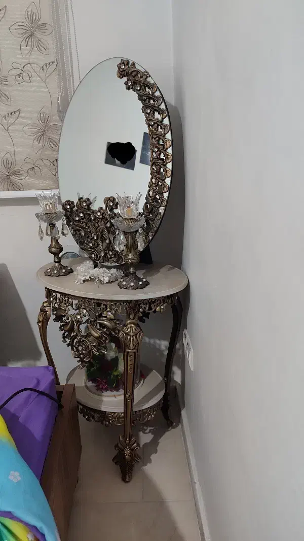 آینه و شمعدان|آینه|فردیس, قریشی|دیوار