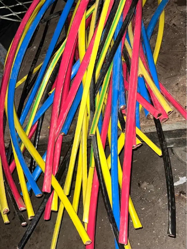 مس المینیوم کابل زرد رادیات کولری سرب ضایعات|عمده‌فروشی|اهواز, پادادشهر|دیوار