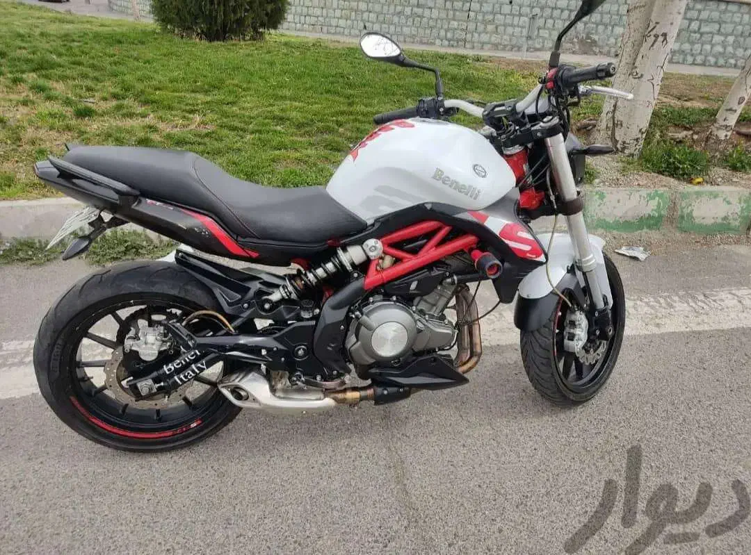 بنلی 300|موتورسیکلت|نظرآباد, شهرک سید جمال الدین|دیوار