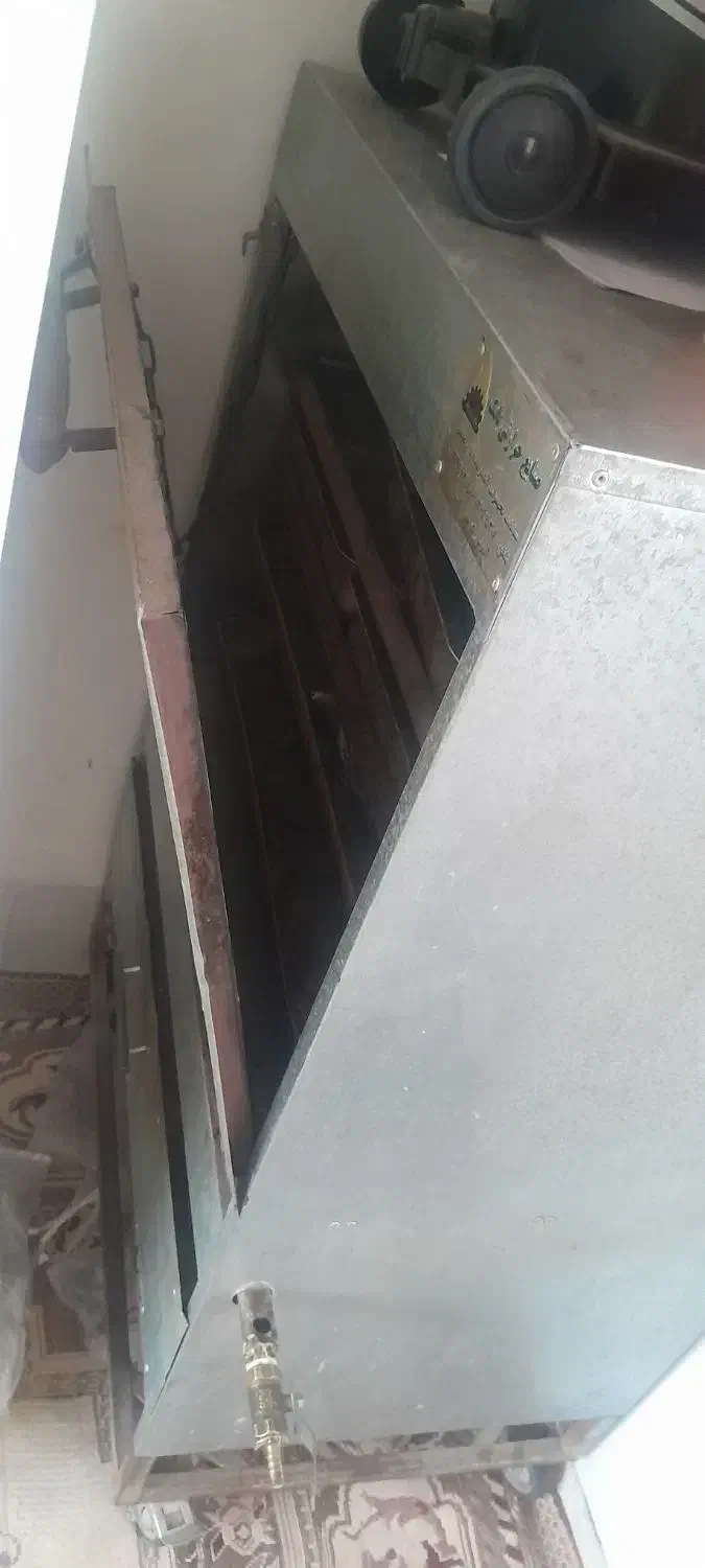 یک عدد فر|اجاق گاز و لوازم برقی پختوپز|ماهان, |دیوار