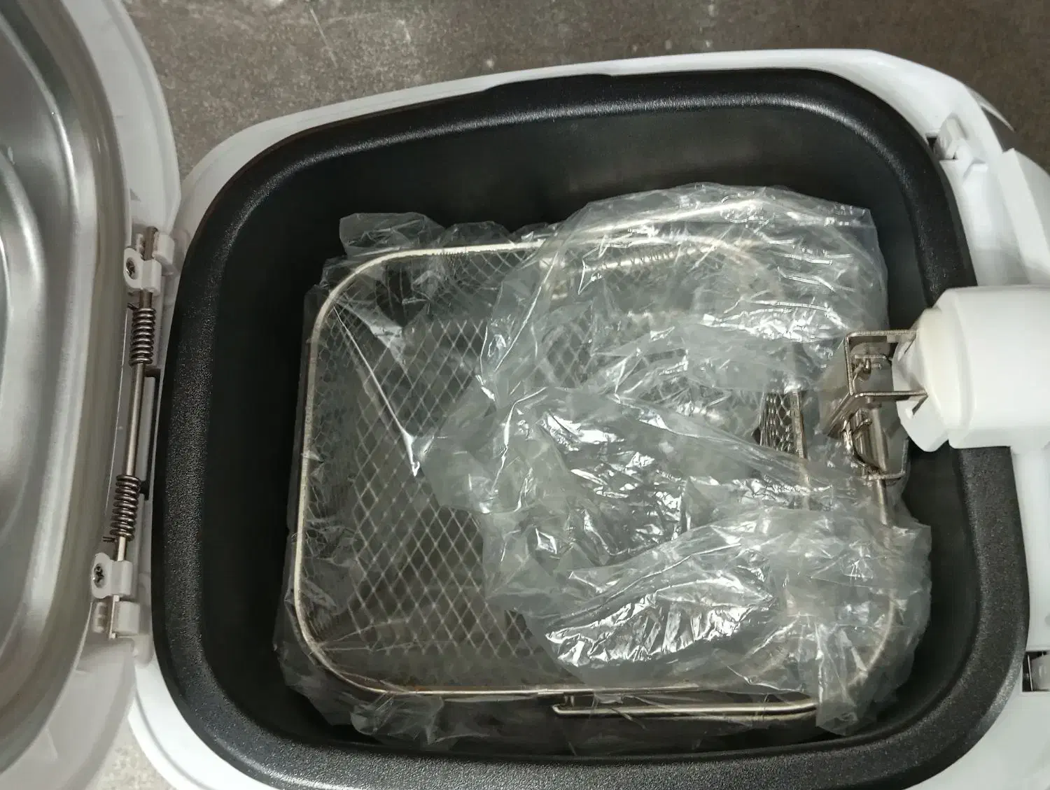 سرخ کن|سایر لوازم برقی|قرچک, زیبا شهر|دیوار