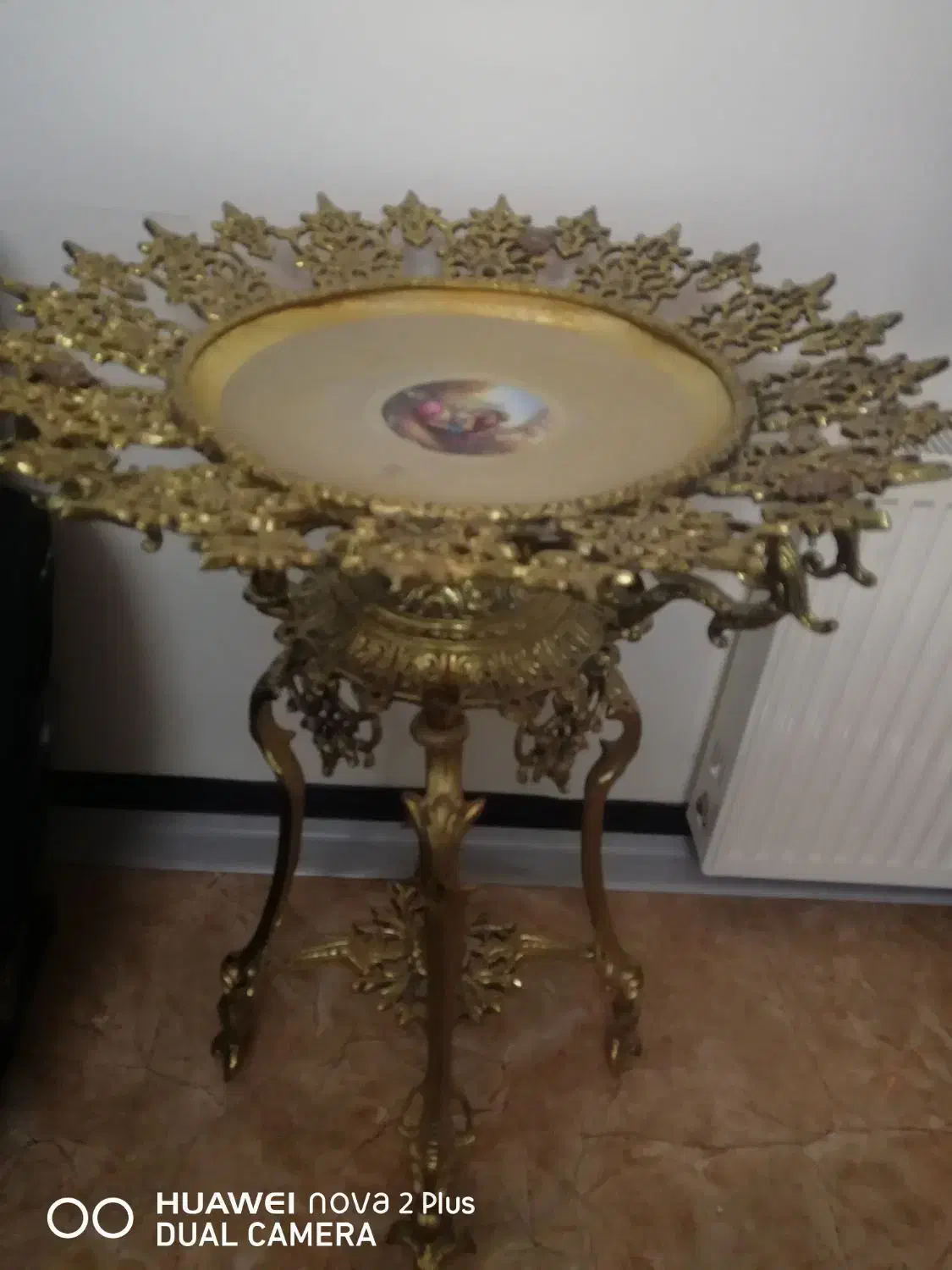 میوه خوری ایستاده کنار سالنی|ظروف سرو و پذیرایی|شاهین‌شهر, مخابرات (شهید بهشتی)|دیوار