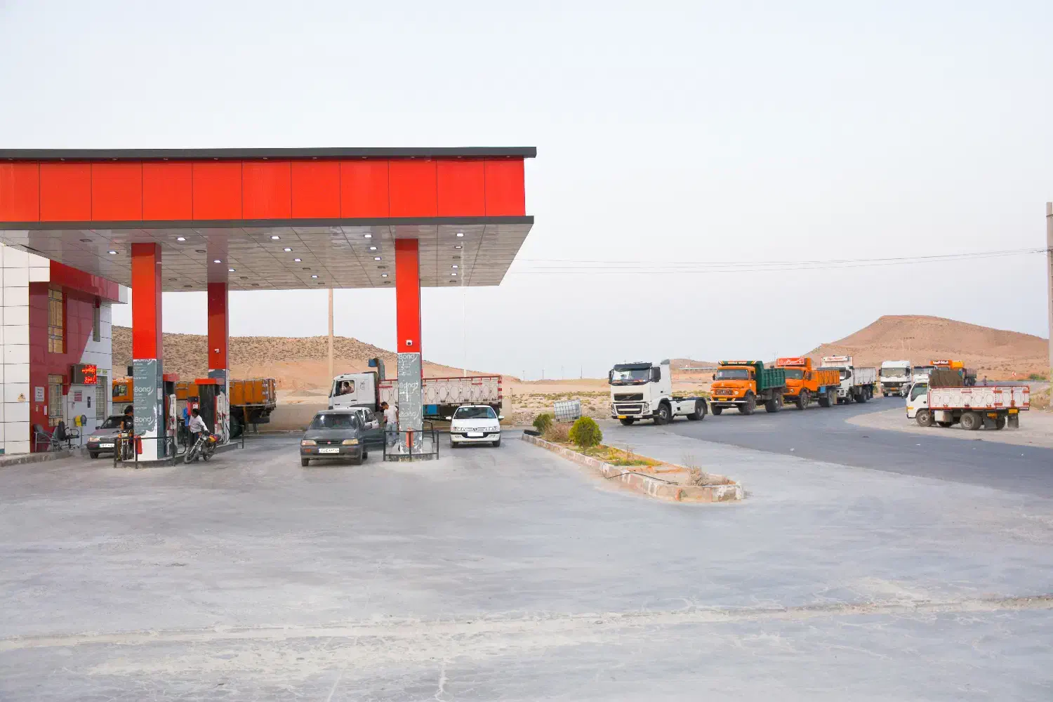 جایگاه سوخت و خدمات رفاهی سپهر دبیران|فروش دفتر صنعتی، کشاورزی، تجاری|ایرانشهر, |دیوار