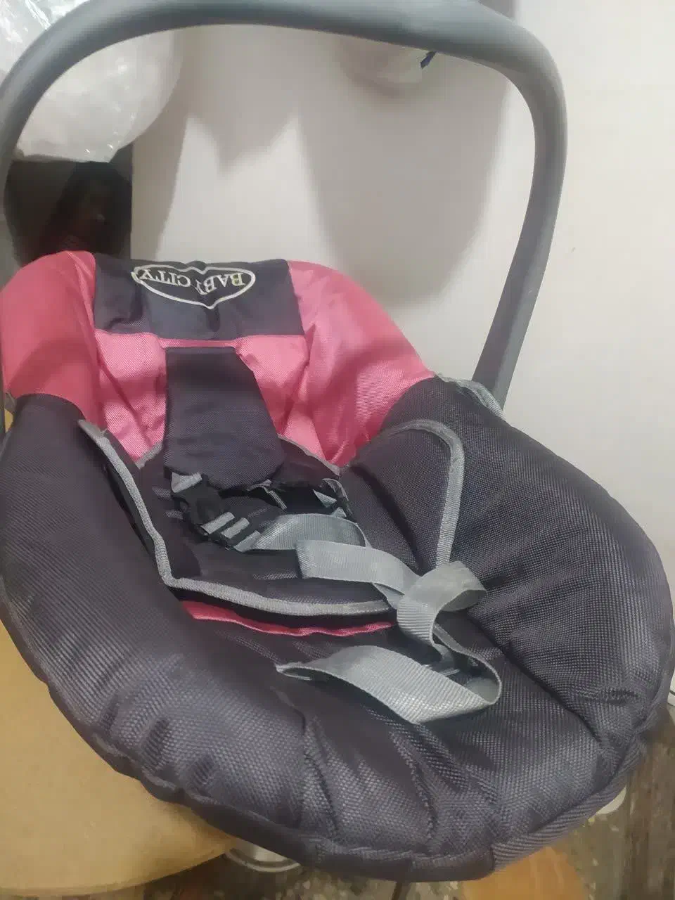 کریر|کالسکه و لوازم جانبی|اراک, |دیوار