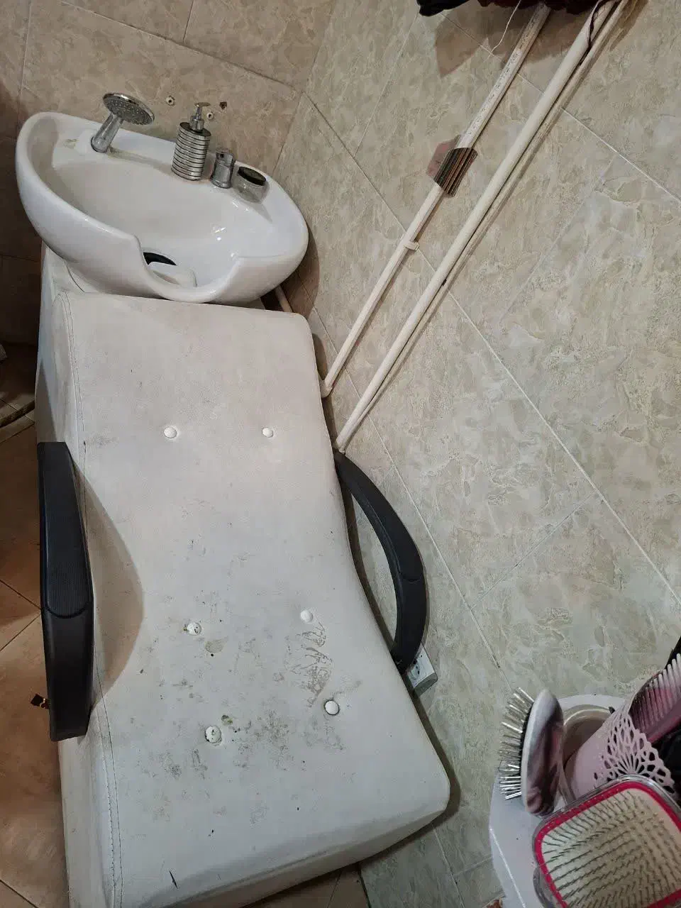 لوازم آرایشگاه|آرایشگاه و سالن‌های زیبایی|قیامدشت - خاورشهر, |دیوار