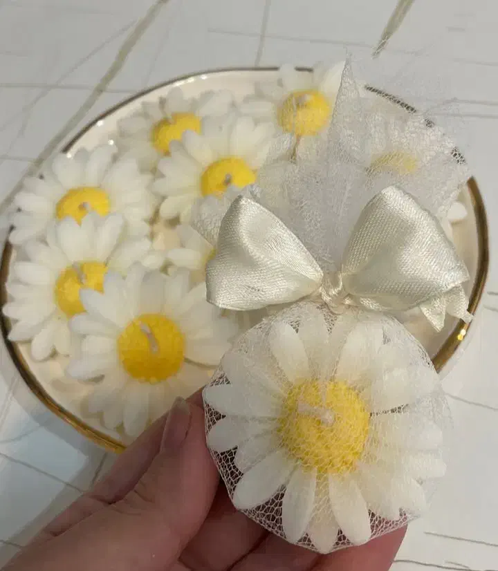 شمع بابونه|صنایع دستی و سایر لوازم تزئینی|دابودشت, |دیوار