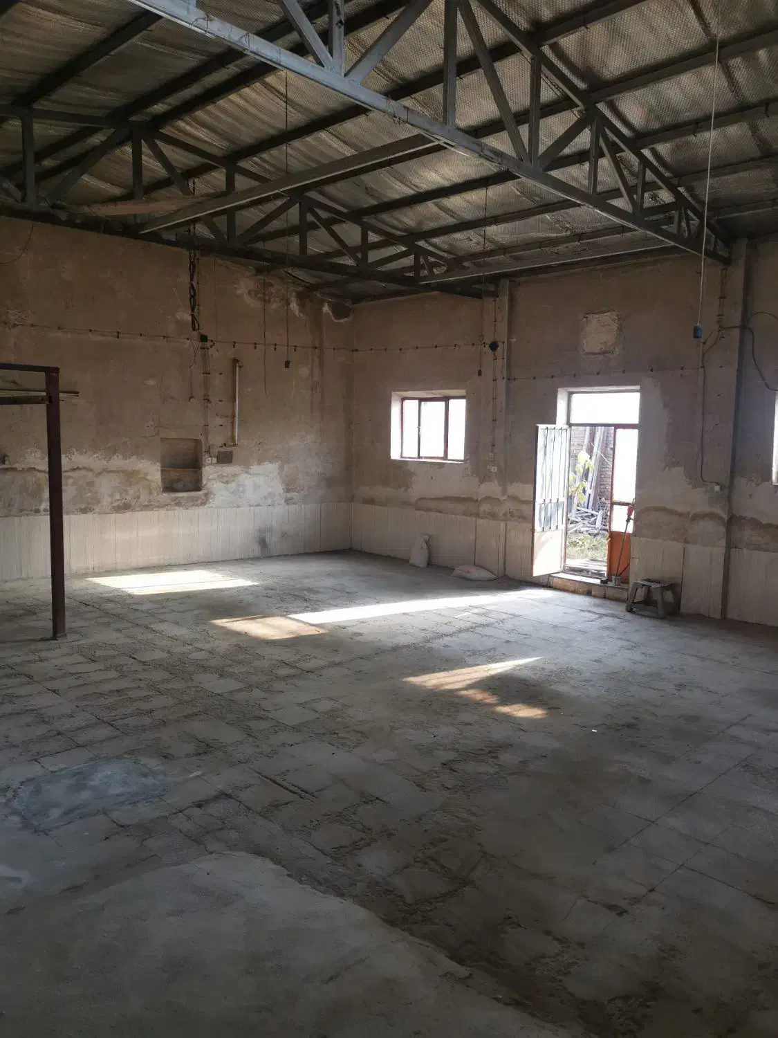 اجاره کارگاه|اجارهٔ دفتر صنعتی، کشاورزی، تجاری|صوفیان, |دیوار