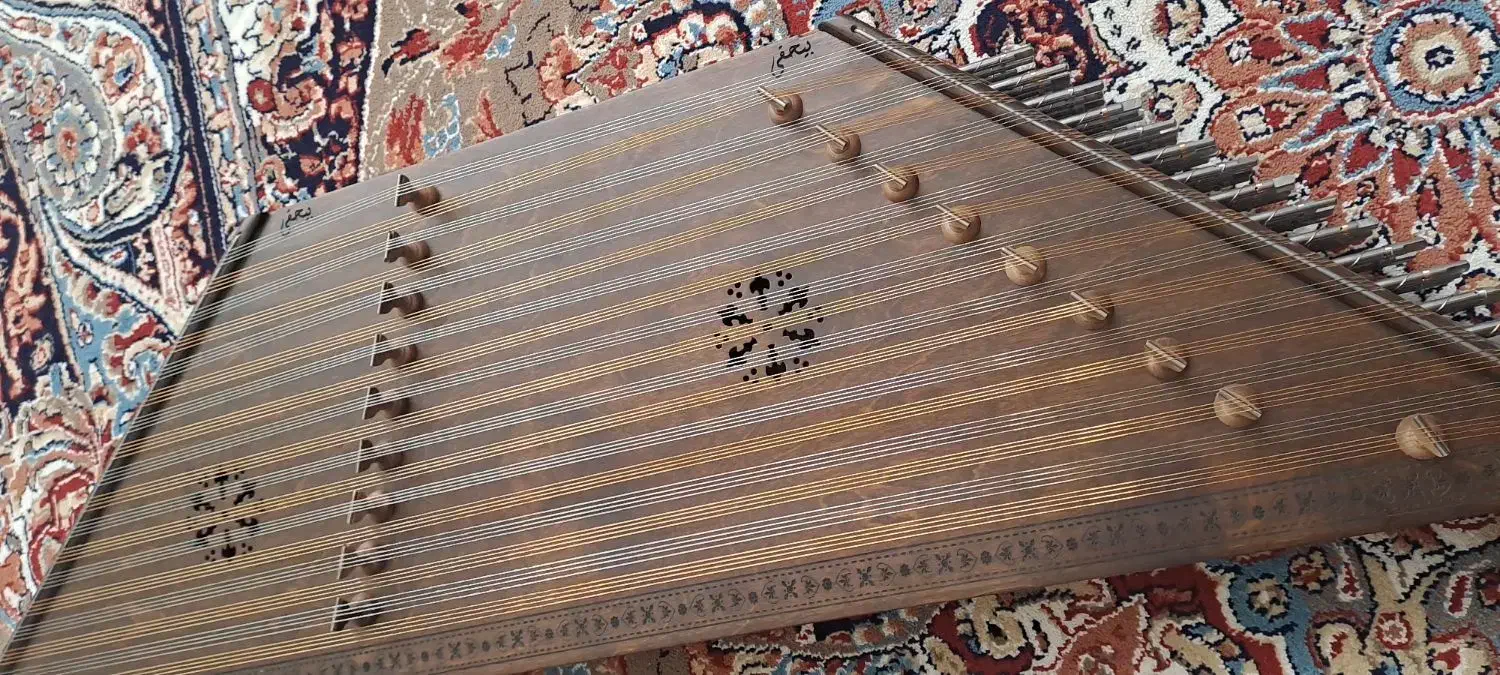 سنتور بیحقی دو مهر|سازهای سنتی|اردبیل, |دیوار